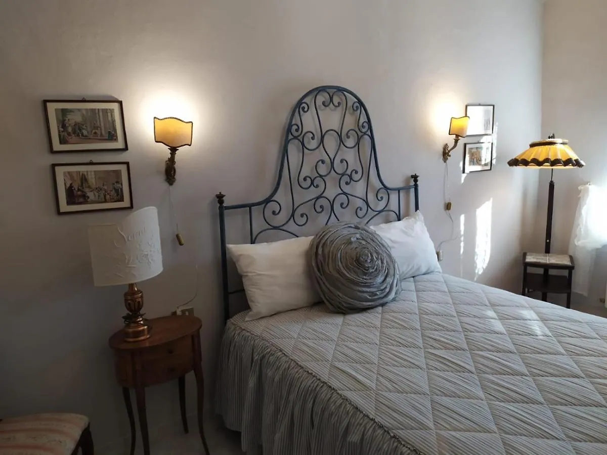 Borgo Antico Villa Lari